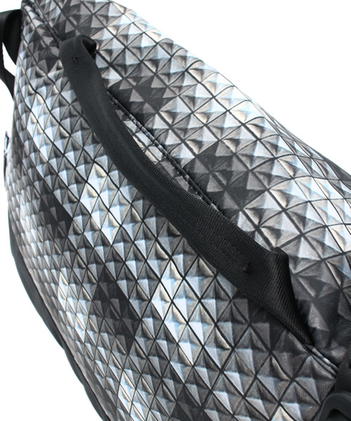 PUMA（プーマ）の「ショルダーバッグ - PUMA by MIHARAYASUHIRO（ショルダーバッグ・メンズ・ブラック系その他・フリー）」の13枚目の写真