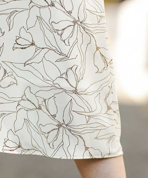 natural couture（ナチュラルクチュール）の「チューリップ柄スカート（スカート・レディース・アイボリー/オフホワイト/ブラック・FREE）」の8枚目の写真