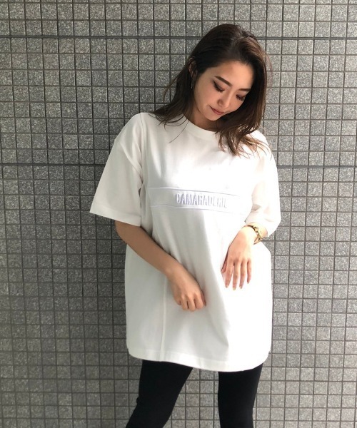 ENVYM（アンビー）の「サイドスウィッチングビッグＴ（Tシャツ/カットソー・レディース・グリーン/ブラック/ホワイト/グレー・FREE）」の18枚目の写真