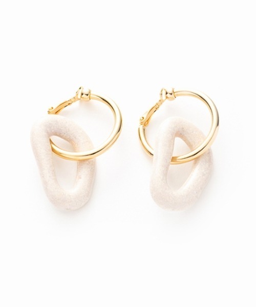 LAPUIS（ラピュイ）の「【Authentic Japan Made】Lapuis（ラピュイ）HASAMIパーツイヤリング（イヤリング・レディース・グレー/オフホワイト/ベージュ・FREE）」の3枚目の写真