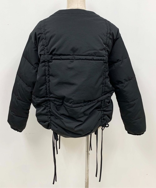 PICCIN(ピッチン)の「ギャザー中綿ジャケット(ブルゾン・レディース・ブラック/オフホワイト・M/L)」の15枚目の写真