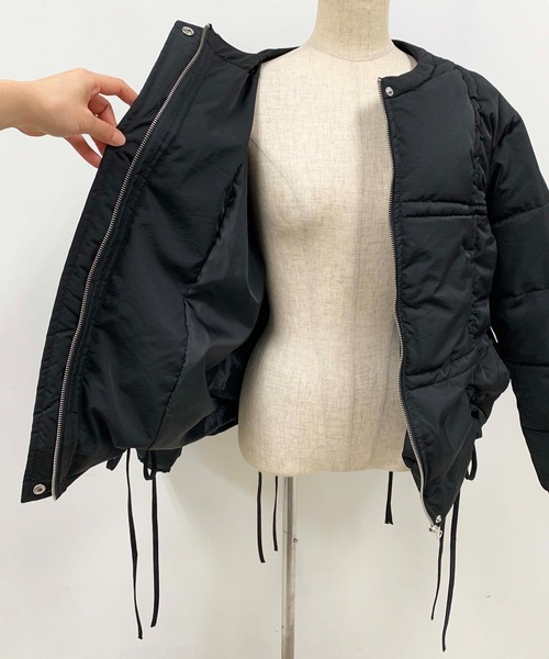 PICCIN(ピッチン)の「ギャザー中綿ジャケット(ブルゾン・レディース・ブラック/オフホワイト・M/L)」の21枚目の写真