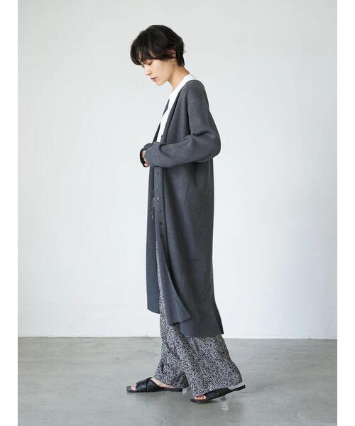 AMERICAN HOLIC（アメリカンホリック）の「フロントボタンロングカーディガン（カーディガン/ボレロ・レディース・ブラック/グレイッシュベージュ/DK.Gray・FREE）」の8枚目の写真