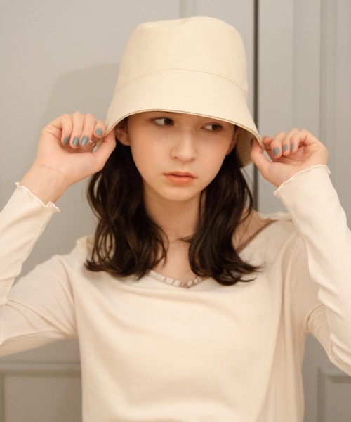 flowriri(フロウリリ)の「flowriri レザーバケットハット(ハット・レディース・アイボリー/ブラック・FREE)」の18枚目の写真