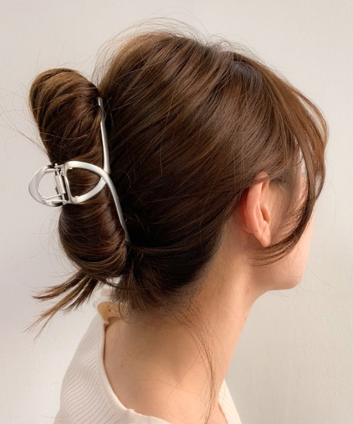 by muni:r（バイ ムニール）の「エレガントリボンヘアクリップ（バレッタ/ヘアクリップ・レディース・ゴールド/シルバー・ONE SIZE）」の9枚目の写真