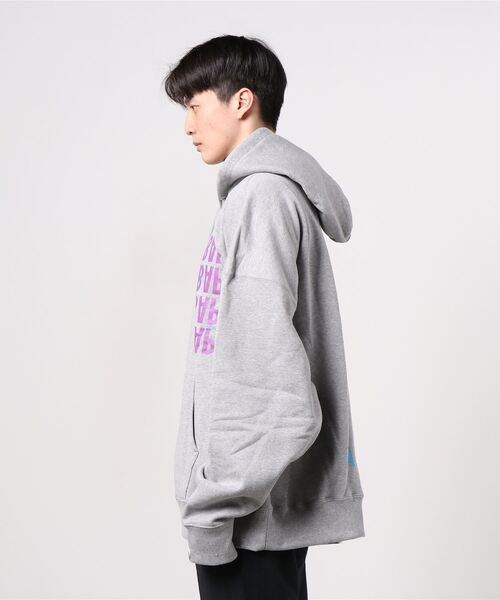 A BATHING APE（アベイシングエイプ）の「MULTI PRINT LOOSE FIT