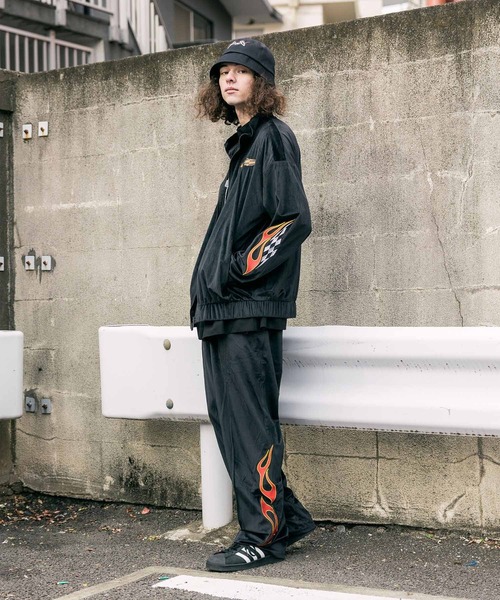 ADANS（アダンス）の「ADANS/アダンス YANKEE PANTS ベロア イージートラックパンツ(セットアップ対応)（その他パンツ・メンズ・ブラック・S/M）」の6枚目の写真