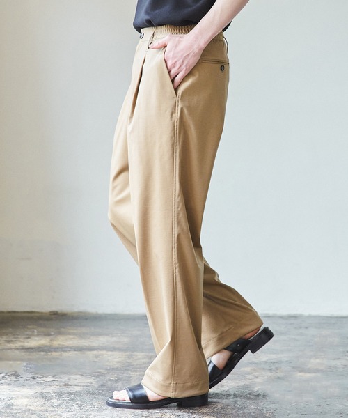 UNITED TOKYO（ユナイテッドトウキョウ）の「ジャージーワンタックワイドパンツ（スラックス・メンズ・グレイッシュベージュ/グレー・1/2/3）」の21枚目の写真