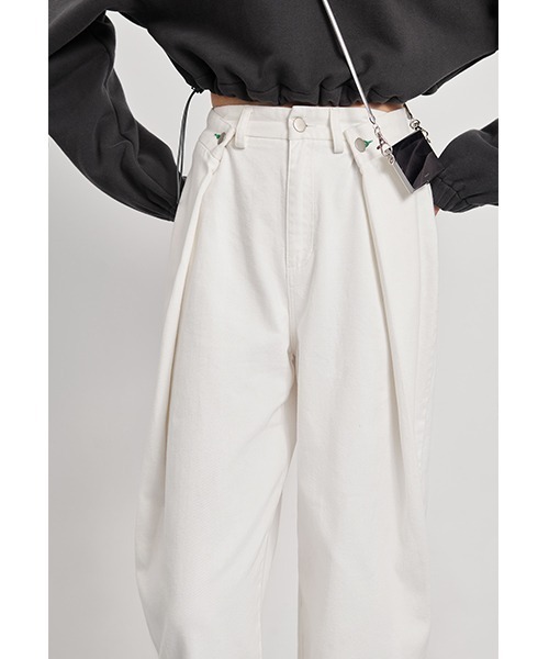 chuclla（チュクラ）の「【chuclla】【2021/SS】Wrap tuck design wh-denim chw1468（その他パンツ・レディース・ホワイト・L/S/M）」の4枚目の写真