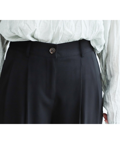 reca（レカ）の「ダブルタックセンタープレススラックスパンツ（スラックス・レディース・グレイッシュベージュ/ブラック/ライトベージュ・L/M）」の15枚目の写真