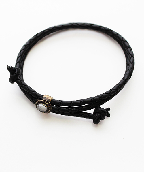 VIVIFY(ビビファイ)の「ブレスレット/ブレイド/ネイティブ/ブラック(ブレスレット・メンズ・ホワイト系その他/ブラック/ターコイズブルー/イエロー系その他/レッド系その他・FREE)」の2枚目の写真