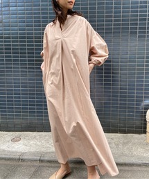 バンドカラー袖ボリュームワンピース