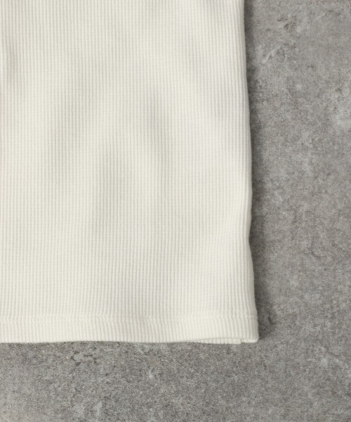 LOWRYS FARM(ローリーズファーム)の「カップツキクロスキャミ 946900(キャミソール・レディース・ブラック/パープル/オフホワイト/イエロー・FREE)」の16枚目の写真