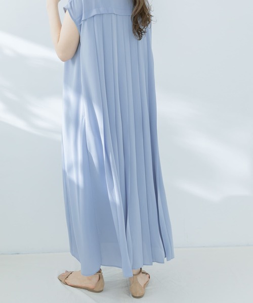 URBAN RESEARCH Sonny Label(アーバンリサーチサニーレーベル)の「【WEB限定】バックプリーツフレンチワンピース(ワンピース・レディース・グレー系その他/ブルー系その他/ライトグレー・FREE)」の9枚目の写真