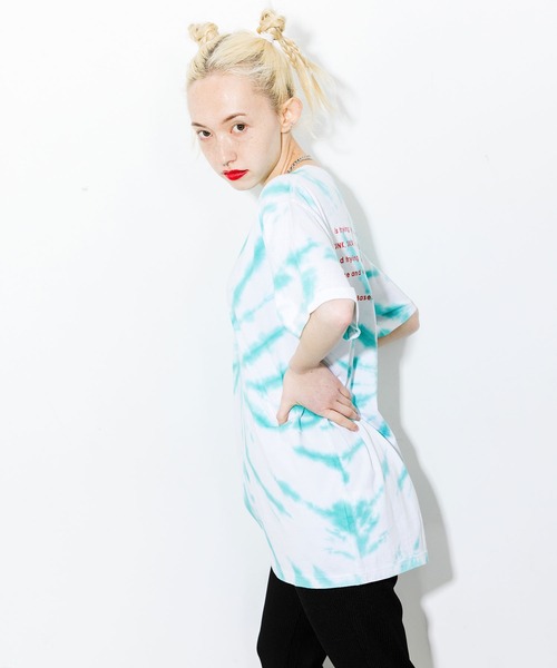 X-girl（エックスガール）の「OUTLINE MILLS LOGO S/S TEE（Tシャツ/カットソー・レディース・オレンジ/ブラック/グリーン/パープル・M/XL/S/L）」の13枚目の写真