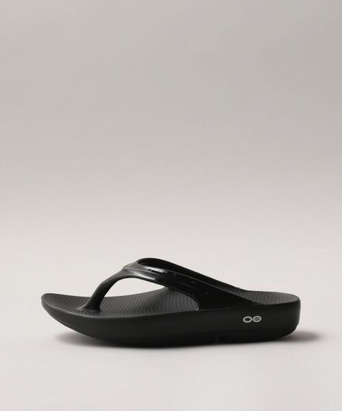 OOFOS（ウーフォス）の「【WEB限定】＜OOFOS(ウーフォス)＞ oolala（サンダル・レディース・ダークグレー/ブラック/ベージュ/ホワイト・23cm/24cm/25cm）」の10枚目の写真