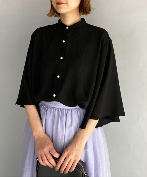 PICCIN(ピッチン)の「パールボタン2wayボウタイブラウス(シャツ/ブラウス・レディース・ブラック/ベージュ・M)」の1枚目の写真