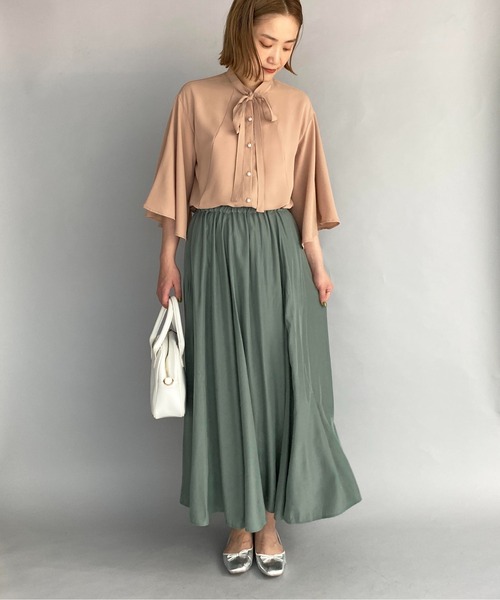 PICCIN(ピッチン)の「パールボタン2wayボウタイブラウス(シャツ/ブラウス・レディース・ブラック/ベージュ・M)」の7枚目の写真