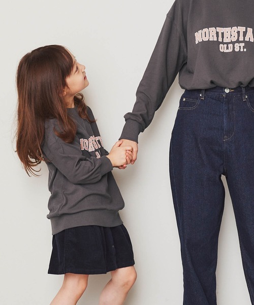 &yam(アンドヤム)の「デコボコ織カレッジバルーンスリーブロンT【親子お揃い/リンクコーデ】(Tシャツ/カットソー・キッズ・ブラック/ベージュ/ホワイト/ブルー・150-160cm/140-150cm/110-120cm/130-140cm/120-130cm)」の9枚目の写真