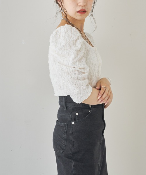 Chico（チコ）の「ジャガードパワショルトップス（Tシャツ/カットソー・レディース・ホワイト/ブラック/パープル/ピンク・FREE）」の9枚目の写真