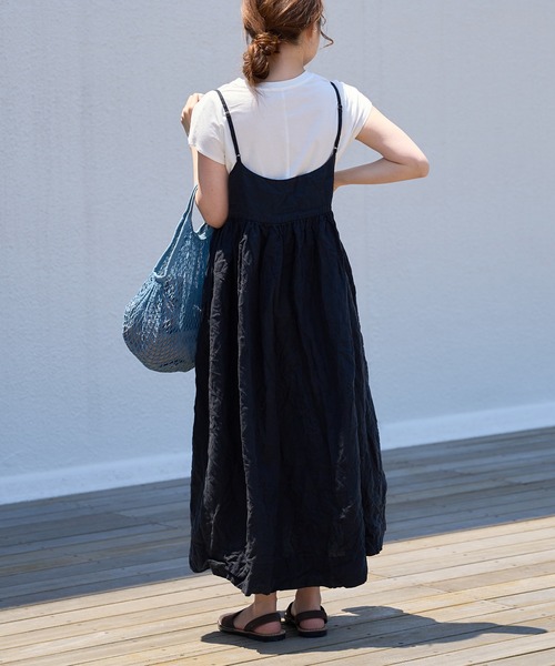 PUAL CE CIN（ピュアルセシン）の「麻キャンバスクリンクルキャミワンピース（ワンピース・レディース・ブラック/ベージュ/ライトベージュ/グレー・FREE）」の21枚目の写真