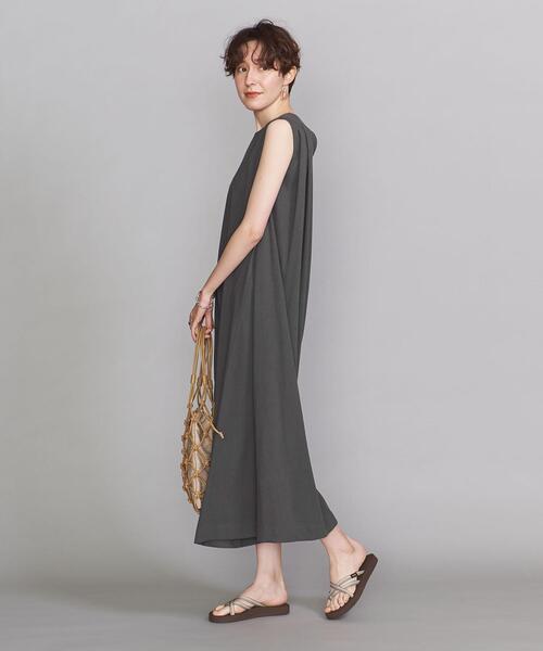 BEAUTY&YOUTH UNITED ARROWS(ビューティーアンドユースユナイテッドアローズ)の「BY バックタック ノースリーブボリュームマキシワンピース(ワンピース・レディース・ダークグリーン/オレンジ系その他/ダークグレー・FREE)」の10枚目の写真