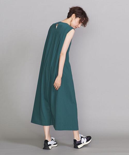 BEAUTY&YOUTH UNITED ARROWS(ビューティーアンドユースユナイテッドアローズ)の「BY バックタック ノースリーブボリュームマキシワンピース(ワンピース・レディース・ダークグリーン/オレンジ系その他/ダークグレー・FREE)」の12枚目の写真