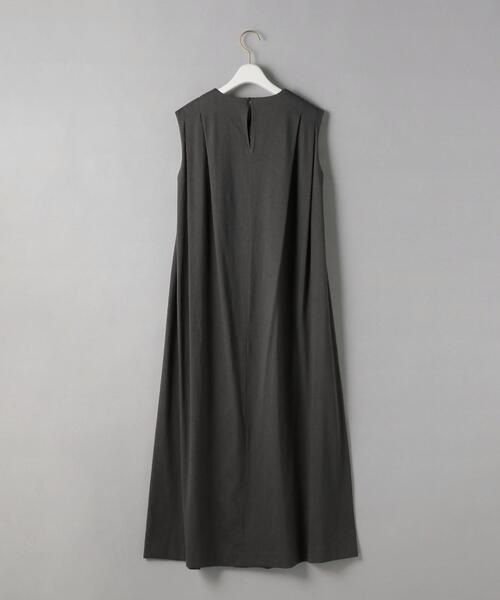 BEAUTY&YOUTH UNITED ARROWS(ビューティーアンドユースユナイテッドアローズ)の「BY バックタック ノースリーブボリュームマキシワンピース(ワンピース・レディース・ダークグリーン/オレンジ系その他/ダークグレー・FREE)」の14枚目の写真