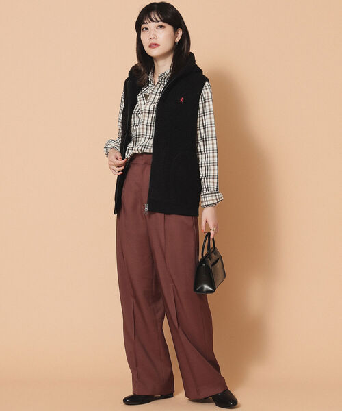 Ray BEAMS（レイビームス）の「GYMPHLEX / ボア ジップ フード ベスト（ベスト・レディース・ブラック/シルバー・14/16）」の18枚目の写真