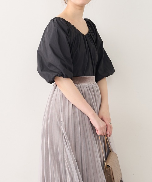 natural couture（ナチュラルクチュール）の「【WEB限定カラー有り】ボリュームスリーブ2WAYギャザーブラウス（シャツ/ブラウス・レディース・ブラック/ブラウン/オフホワイト/ピンク/ミント・FREE）」の16枚目の写真