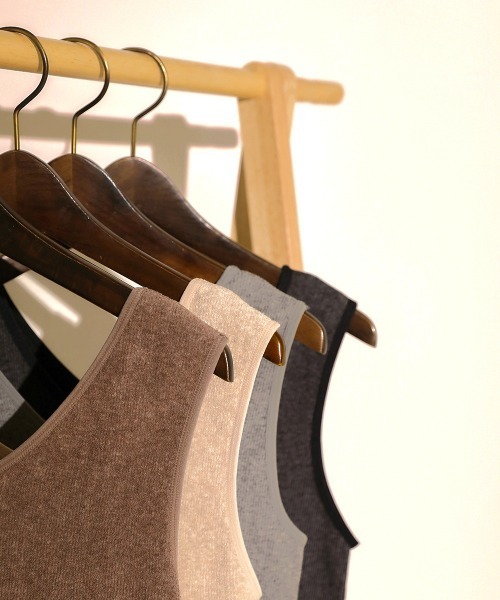 Bou Jeloud（ブージュルード）の「【前後２ＷＡＹ】リバーシブルタンクトップ（Tシャツ/カットソー・レディース・ブラック/ブラウン/グレー/アイボリー・38）」の17枚目の写真