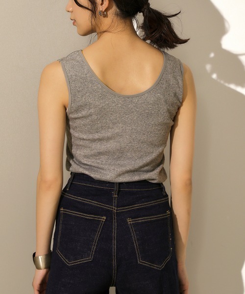 Bou Jeloud（ブージュルード）の「【前後２ＷＡＹ】リバーシブルタンクトップ（Tシャツ/カットソー・レディース・ブラック/ブラウン/グレー/アイボリー・38）」の5枚目の写真