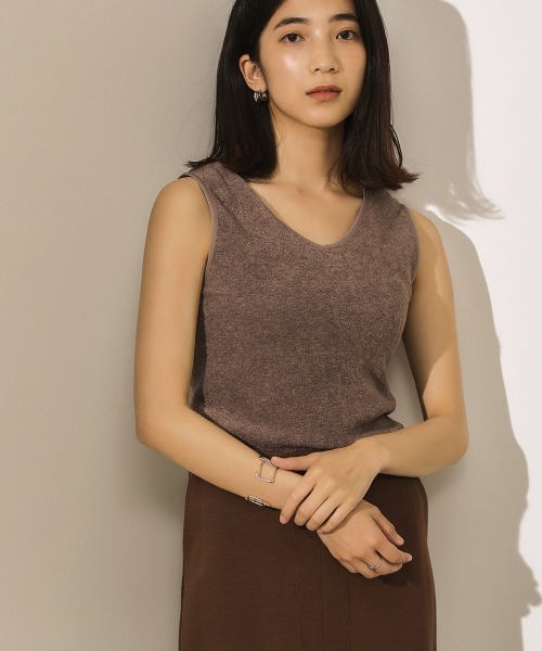 Bou Jeloud（ブージュルード）の「【前後２ＷＡＹ】リバーシブルタンクトップ（Tシャツ/カットソー・レディース・ブラック/ブラウン/グレー/アイボリー・38）」の14枚目の写真