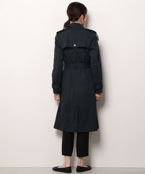 Barbour（バブアー）の「LADIES GLENDEVON SHOWERPROOF（トレンチコート・レディース・ネイビー/ベージュ・8/10）」の6枚目の写真