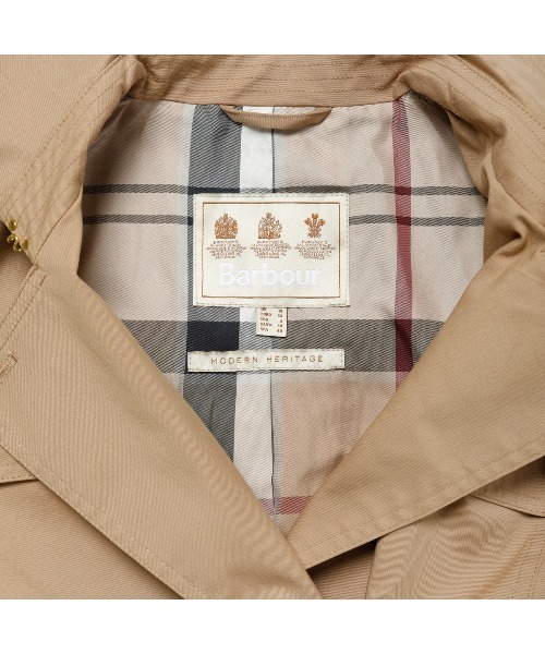 Barbour（バブアー）の「LADIES GLENDEVON SHOWERPROOF（トレンチコート・レディース・ネイビー/ベージュ・8/10）」の7枚目の写真