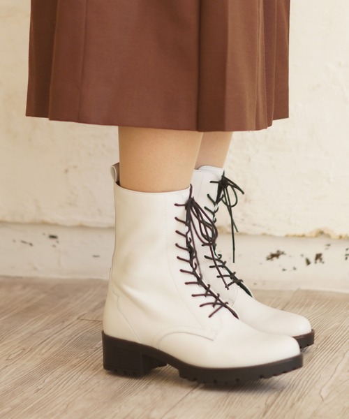 MODE KAORI(モードカオリ)の「レースアップブーツ/21447(ブーツ・レディース・アイボリー・22.5cm)」の4枚目の写真