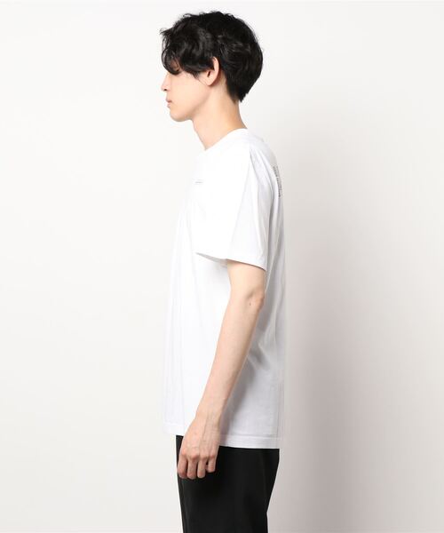 GOLDEN GOOSE（ゴールデングース）の「GOLDEN GOOSE T-shirt Game EDT Capsule Collection with contrasting logo（Tシャツ/カットソー・メンズ・ホワイト系その他/ブラック系その他・X-SMALL/LARGE/MEDIUM/X-LARGE/SMALL）」の6枚目の写真