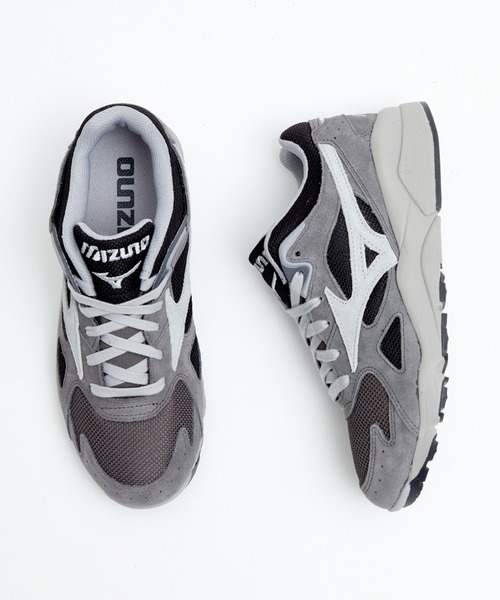 MIZUNO SPORTS STYLE（ミズノスポーツスタイル）の「SKY MEDAL（スニーカー・メンズ・ライトグレー/ダークグレー/マスタード・23.5cm/24.5cm/25.5cm/26.5cm/27.5cm/24.0cm/25.0cm/26.0cm/27.0cm/28.0cm/29.0cm/23.0cm）」の12枚目の写真