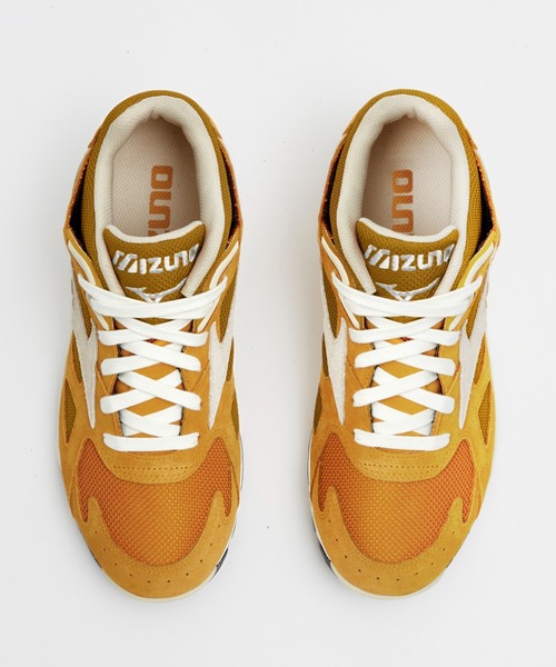 MIZUNO SPORTS STYLE（ミズノスポーツスタイル）の「SKY MEDAL（スニーカー・メンズ・ライトグレー/ダークグレー/マスタード・23.5cm/24.5cm/25.5cm/26.5cm/27.5cm/24.0cm/25.0cm/26.0cm/27.0cm/28.0cm/29.0cm/23.0cm）」の18枚目の写真