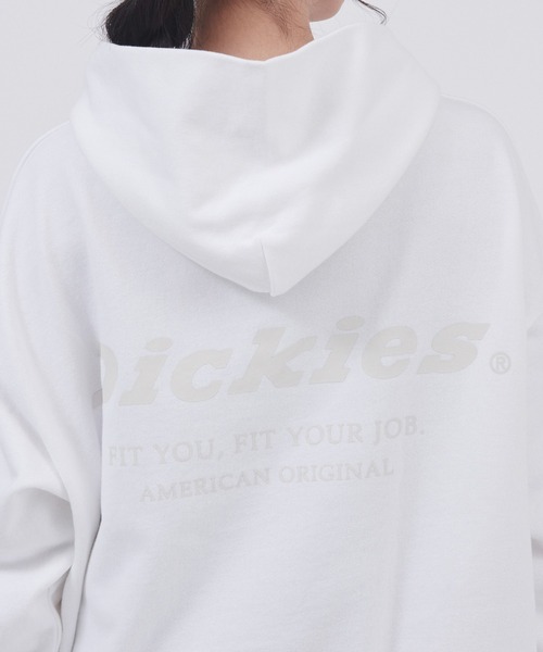 Dickies(ディッキーズ)の「Dickies/ディッキーズ 裏毛ガゼット バックプリント ワイドプルパーカー(パーカー・レディース・オレンジ/ブラック/ホワイト・L/M)」の18枚目の写真