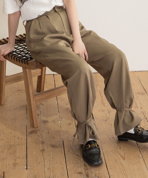 Mysa&Liina（ミーサリーナ）の「裾リボン2WAYパンツ（スラックス・レディース・カーキ/ブラック/ベージュ/ダークオレンジ・M）」の4枚目の写真