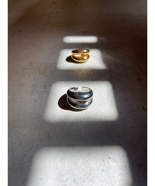 mou（モウ）の「【Na.moda】Plump 2stations ring（リング・レディース・シルバー系その他/ゴールド/シルバー・FREE）」の6枚目の写真