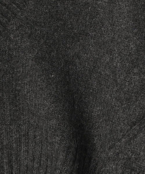 179/WG（イチナナキュウダブルジー）の「Vネックダメージニット（Tシャツ/カットソー・レディース・オフホワイト/ブラック/サックスブルー・FREE）」の16枚目の写真