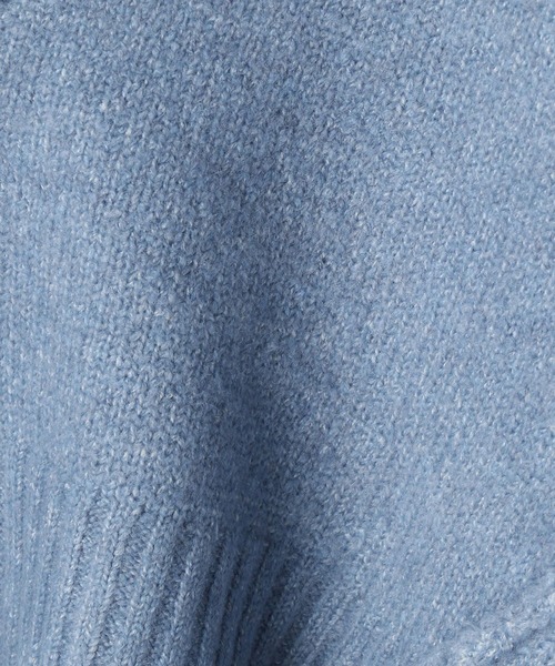 179/WG（イチナナキュウダブルジー）の「Vネックダメージニット（Tシャツ/カットソー・レディース・オフホワイト/ブラック/サックスブルー・FREE）」の10枚目の写真