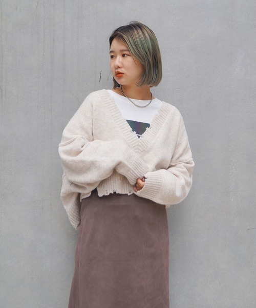 179/WG（イチナナキュウダブルジー）の「Vネックダメージニット（Tシャツ/カットソー・レディース・オフホワイト/ブラック/サックスブルー・FREE）」の8枚目の写真