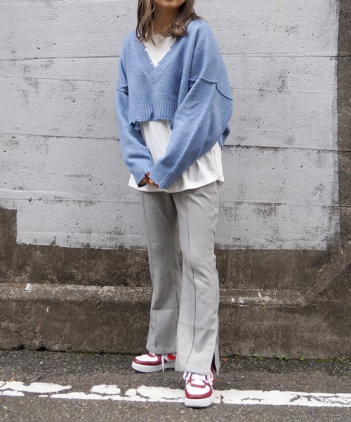 179/WG（イチナナキュウダブルジー）の「Vネックダメージニット（Tシャツ/カットソー・レディース・オフホワイト/ブラック/サックスブルー・FREE）」の19枚目の写真