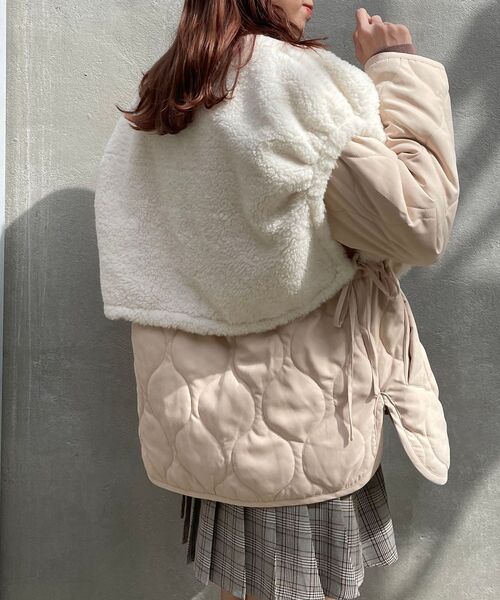 MAJESTIC LEGON（マジェスティックレゴン）の「レイヤードキルティングジャケット（その他アウター・レディース・アイボリー/カーキオリーブ/グレイッシュベージュ・SMALL/MEDIUM）」の5枚目の写真