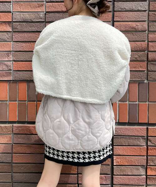 MAJESTIC LEGON（マジェスティックレゴン）の「レイヤードキルティングジャケット（その他アウター・レディース・アイボリー/カーキオリーブ/グレイッシュベージュ・SMALL/MEDIUM）」の17枚目の写真