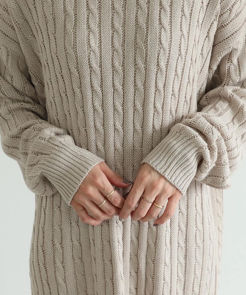 reca（レカ）の「ケーブル編みニットロングワンピース（ワンピース・レディース・チャコールグレー/ラベンダー/グレイッシュベージュ・FREE）」の21枚目の写真