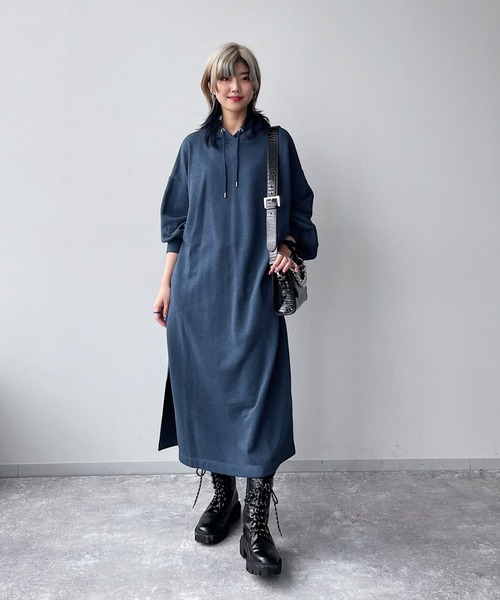 PAGEBOY（ページボーイ）の「ボリュームスリーブパーカーワンピース（ワンピース・レディース・ブラック/ブラウン系その他/グリーン系その他・FREE）」の8枚目の写真